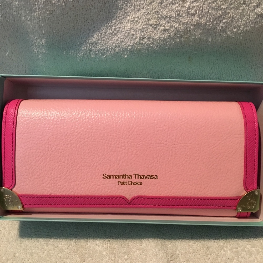 Samantha Thavasa Donald and Daisy leather wallet